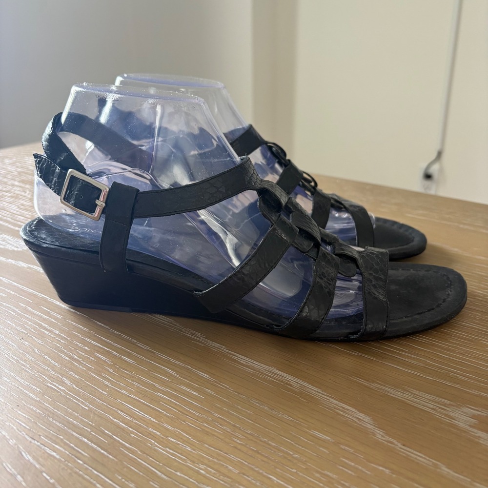 Donald J Pliner Black Snakeskin Embossed Leather Wedge Sandals Size 11M